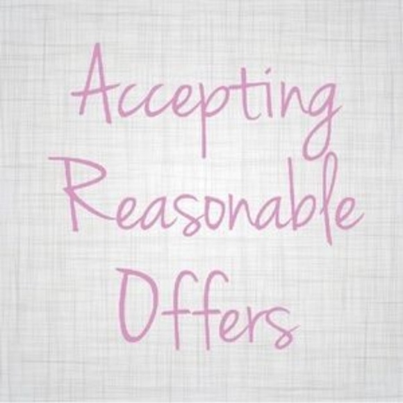 Meet your Posher, Bonnie - Picture 3 of 5